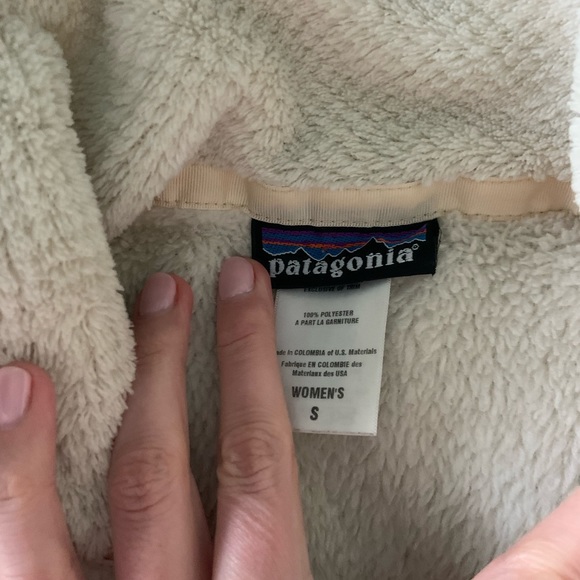 Patagonia Women’s Pullover - Picture 7 of 7